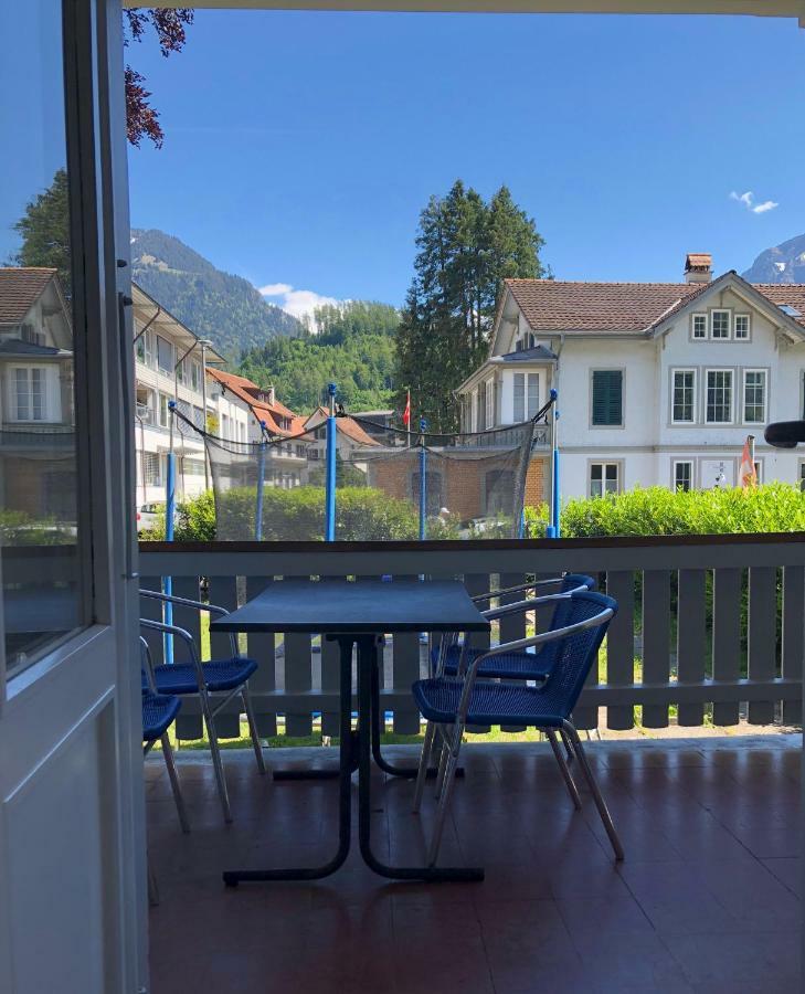 Interlaken Marco Hostel Экстерьер фото